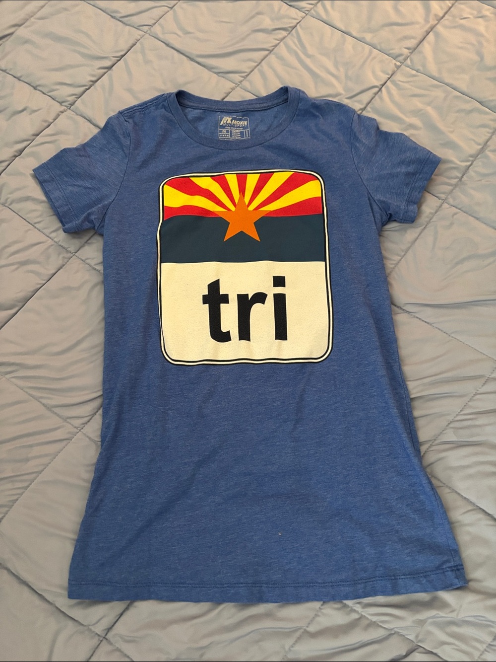 Blue 'Tri' Graphic Short Sleeve Tee - Arizona - medium*